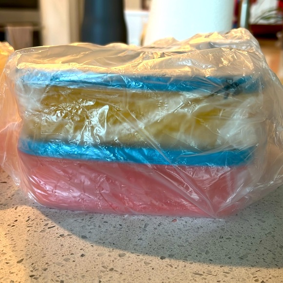 Tupperware Lunch it Containers 2pc NWT - Picture 2 of 5